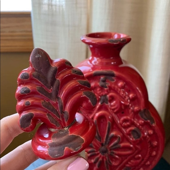 VASE - Picture 2 of 3